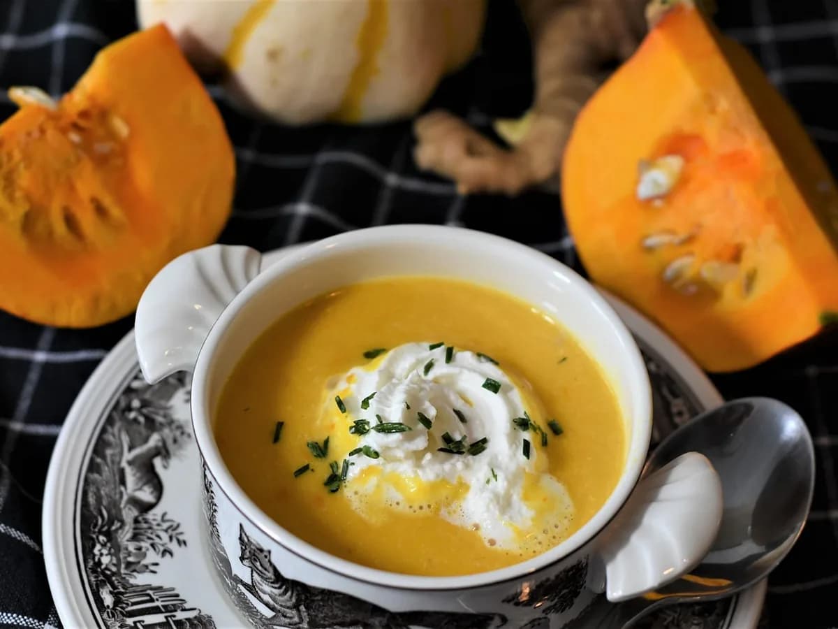 pumpkin soup, soup, hokkaido soup ginger, carrot, ingredients, cook, kitchen, preparation, spicy, meal, yummy, autumn soup, appetizing, tasty, enjoy the meal, coconut milk, food photo, fall, harvest, pumpkin soup, pumpkin soup, pumpkin soup, pumpkin soup, pumpkin soup, soup, soup, soup, soup